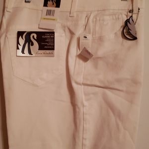 Gloria Vanderbilt white jeans